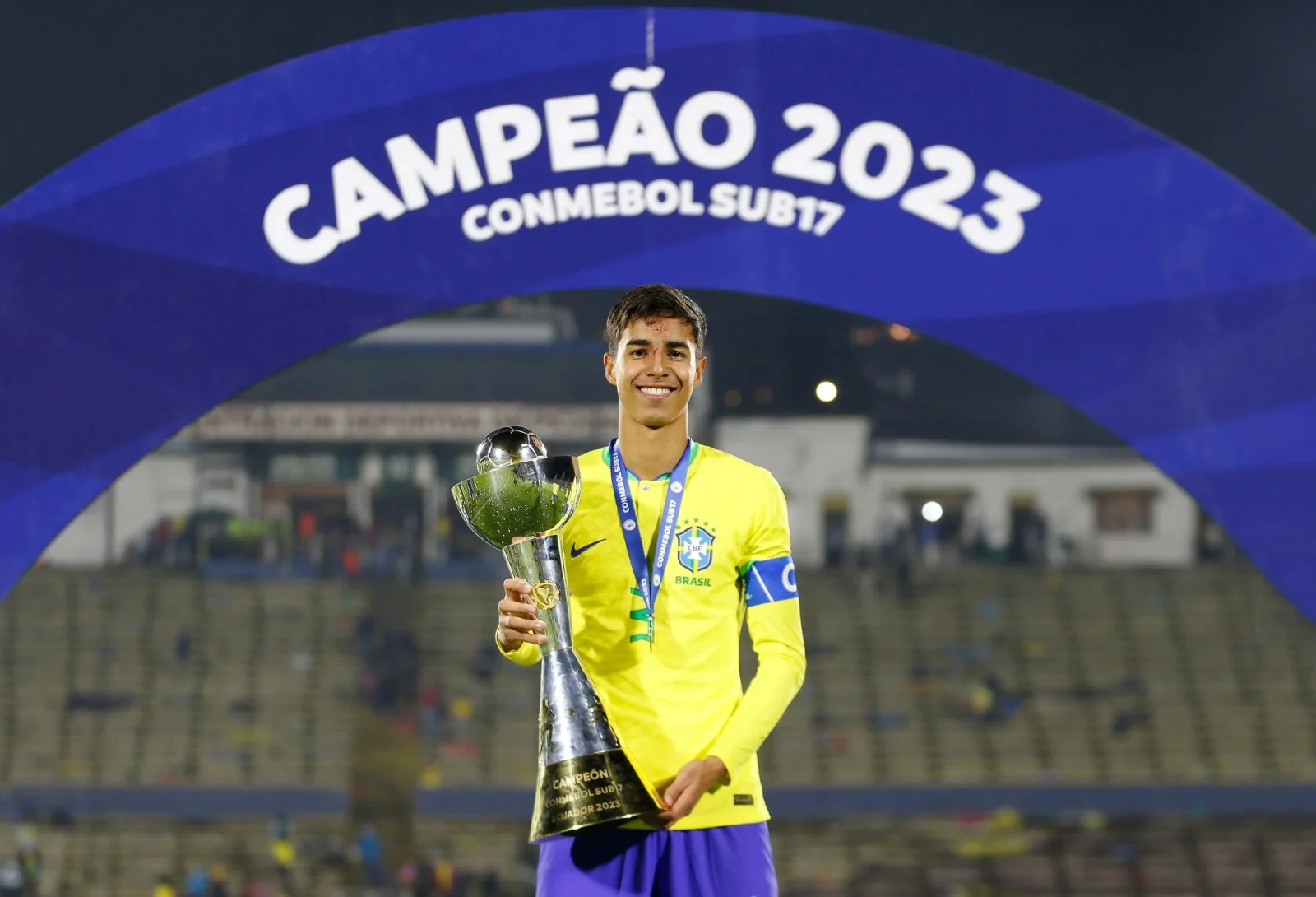 Zagueiro de São José, Vitor Reis é convocado para a Seleção Brasileira