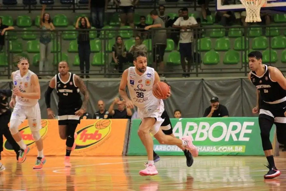 São José Basketball estreia no NBB na próxima quarta-feira (25)
