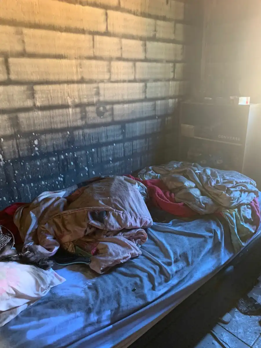Família que teve casa incendiada no bairro Portal de Minas faz vakinha