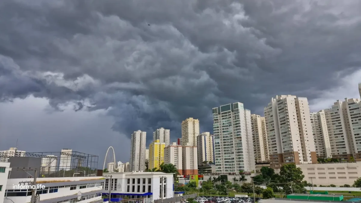Alerta de tempestade com ventos de até 60 km/h é emitido para o Vale, Serra e litoral