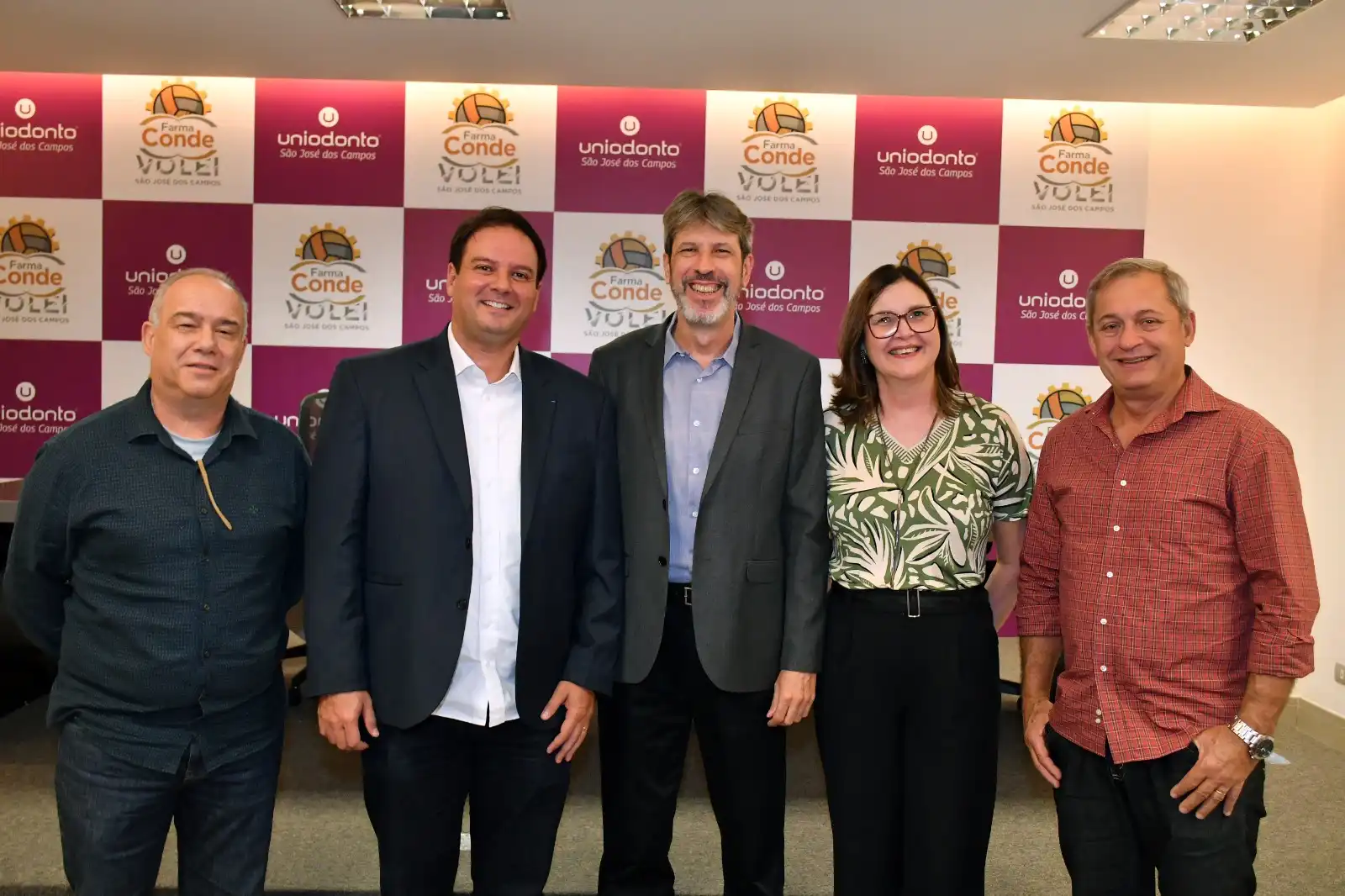 A Uniodonto de São José dos Campos é o mais novo patrocinador do Farma Conde Vôlei São José