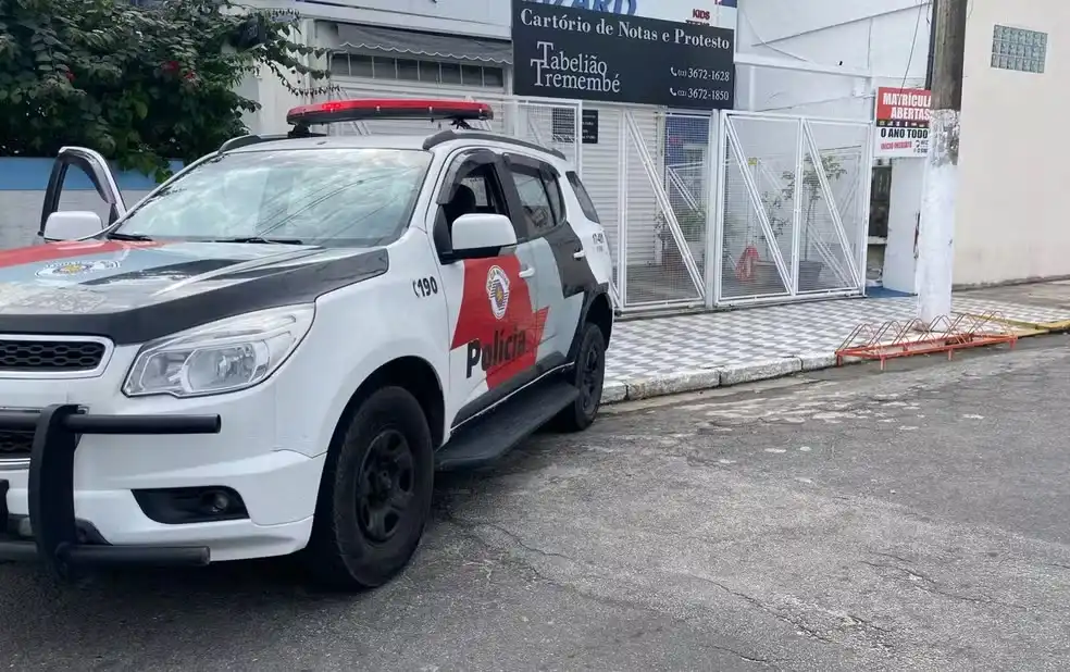 Mulher é ameaçada e faz PIX de R$ 6 mil para criminoso em Tremembé