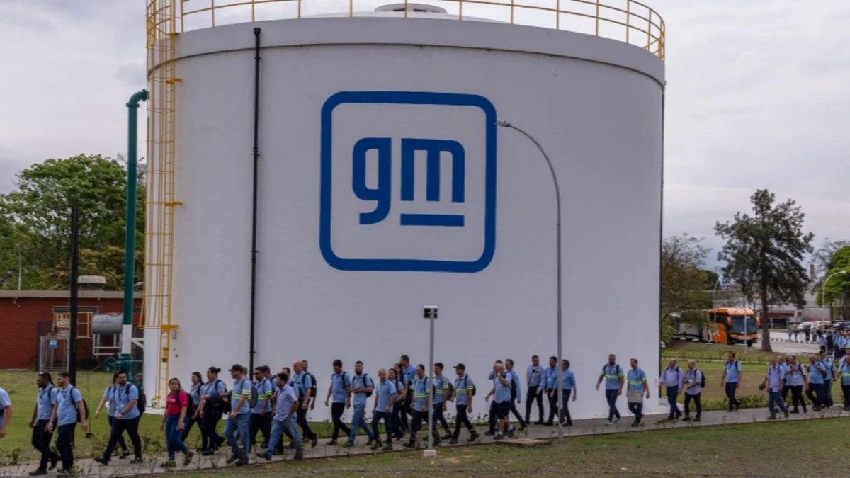 Metalúrgicos da GM recusam proposta de reajuste e param atividades por duas horas