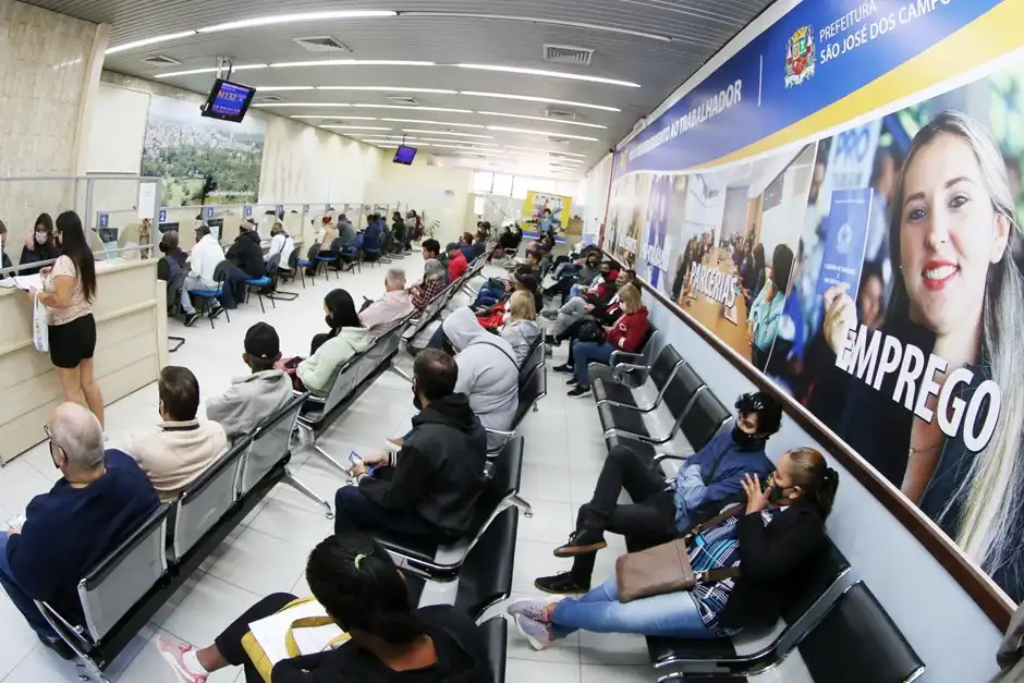 PAT de São José está com mais de 900 vagas de emprego