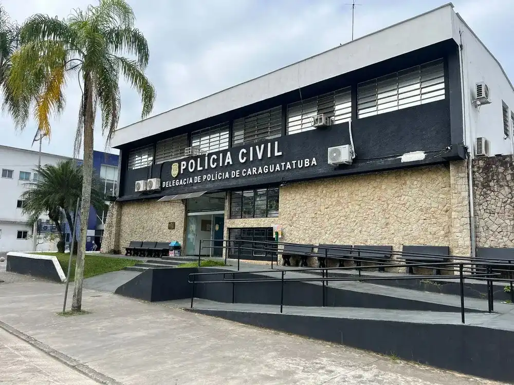 Mulher de 23 anos é morta a facadas em Caraguatatuba