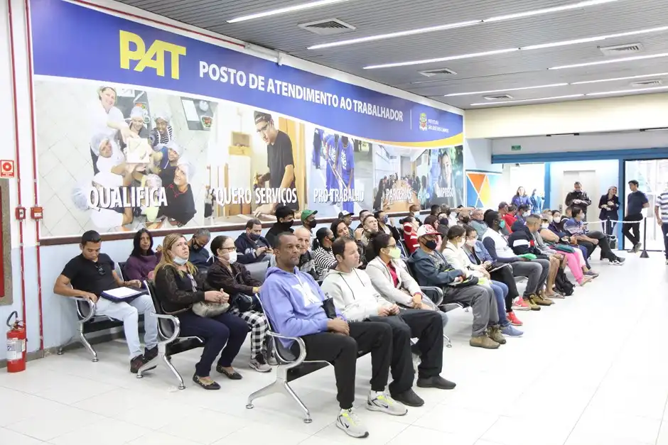 PAT oferece quase 500 vagas de emprego para segunda (06)