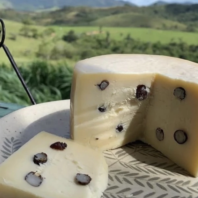 Vale tem queijo com içá premiado