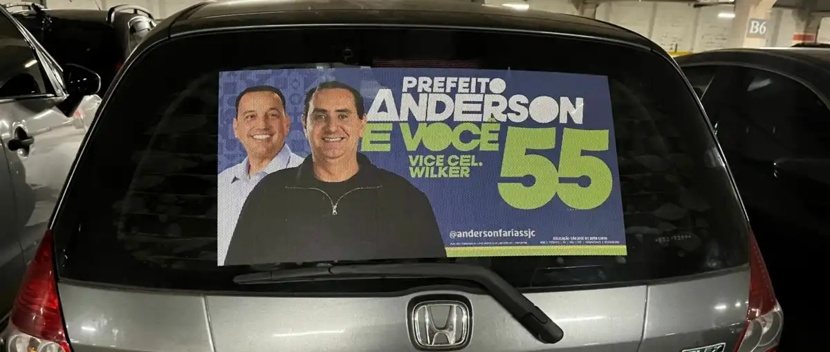 Justiça Eleitoral determina remoção de material irregular de Anderson