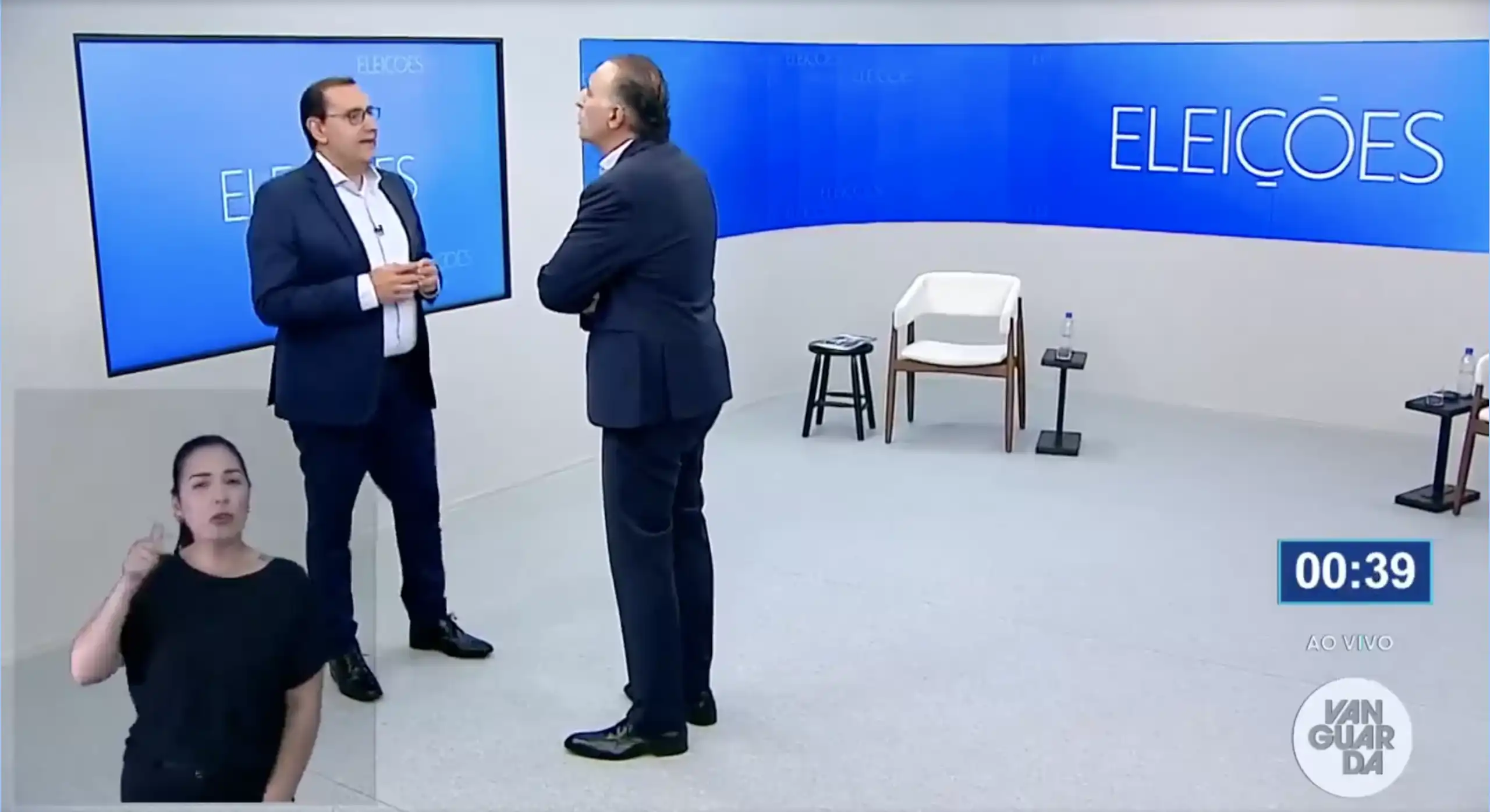 Último debate entre Anderson e Cury começa quente e termina no zero a zero