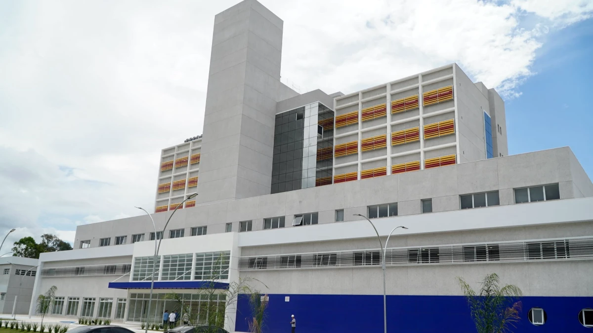 Hospital Regional abre vagas para 22 cargos com salários de até R$ 5,3 mil
