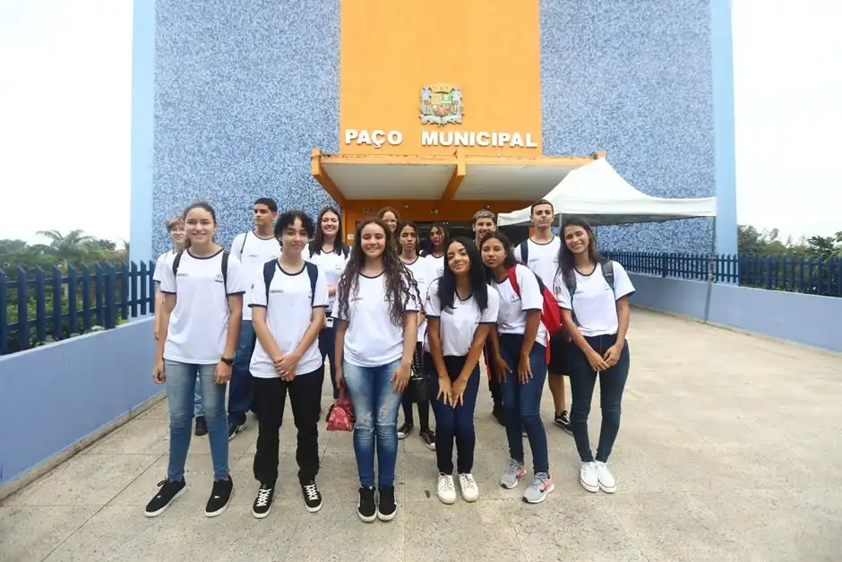 Agente Cidadão anuncia 250 vagas para jovens que buscam emprego