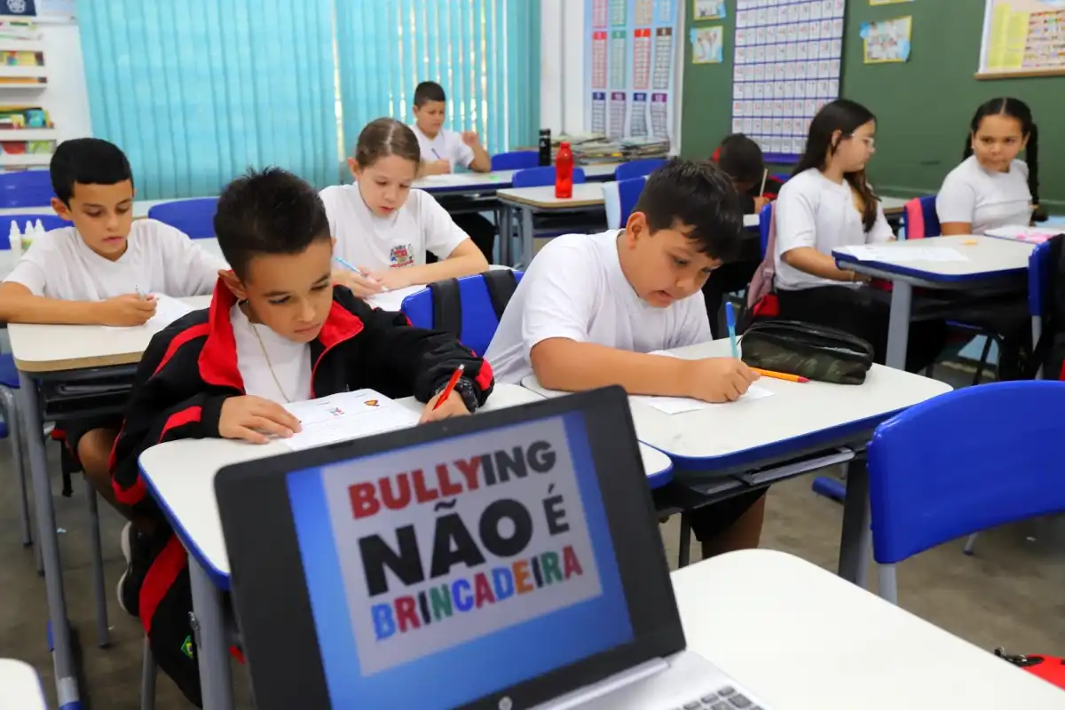 Luta contra Bullying: Projeto-piloto vai ampliar formação sobre o tema nas escolas de Jacareí