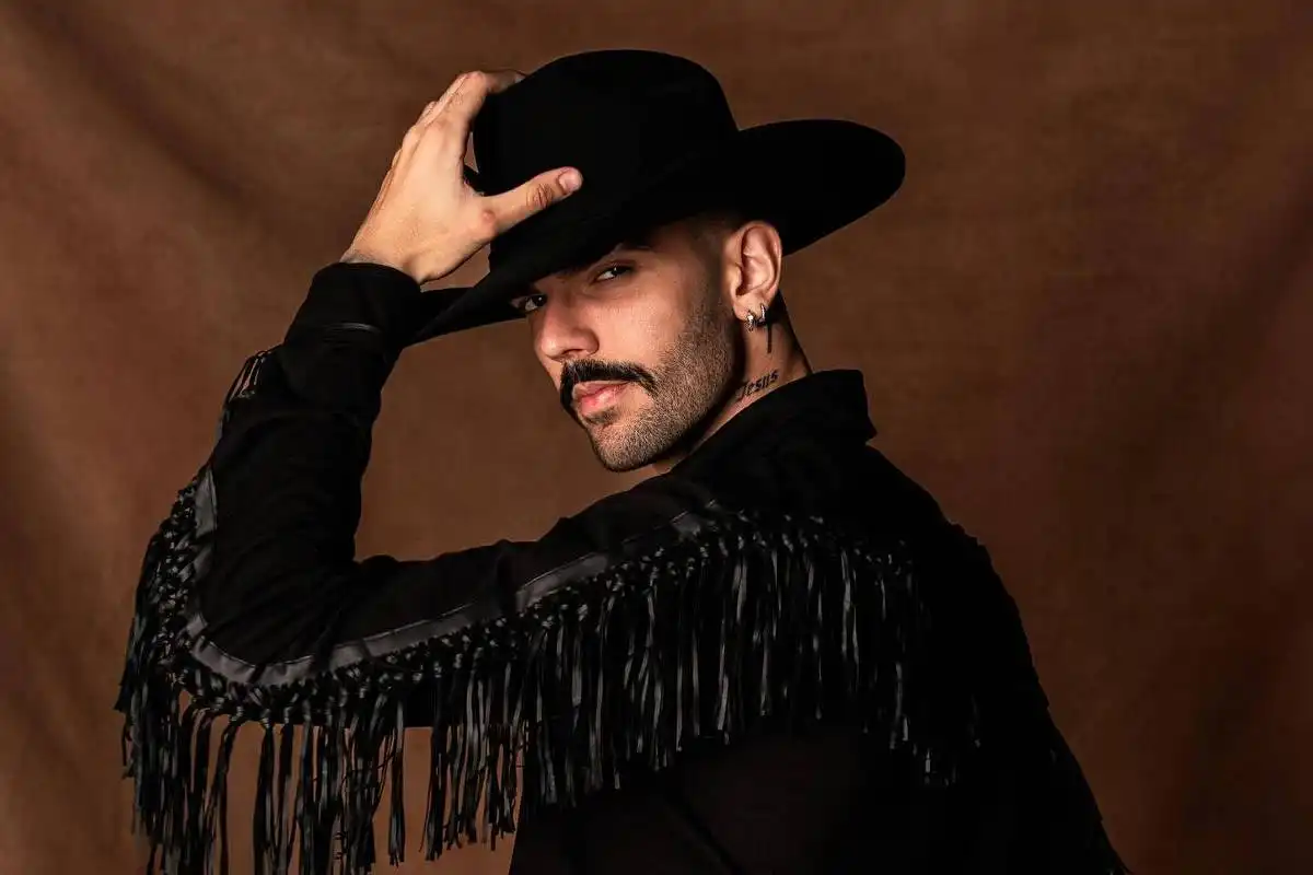 Cantor Luan Pereira passa mal após show em São Sebastião; veja o vídeo