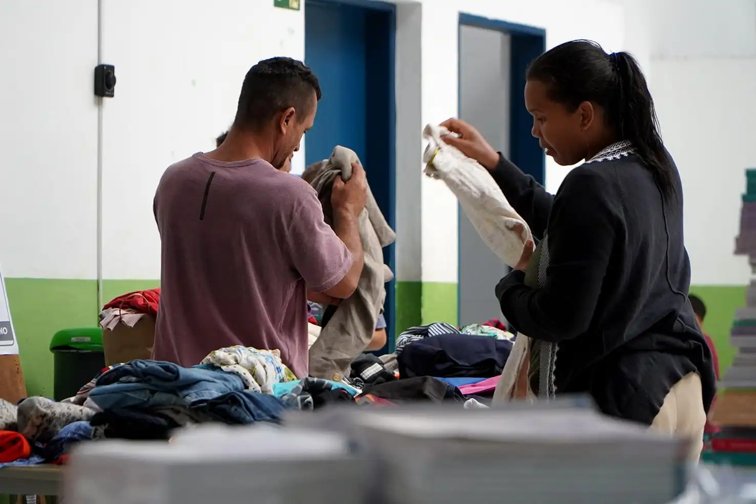 Ilhabela abre escolas para acolher desabrigados das chuvas e pede doações