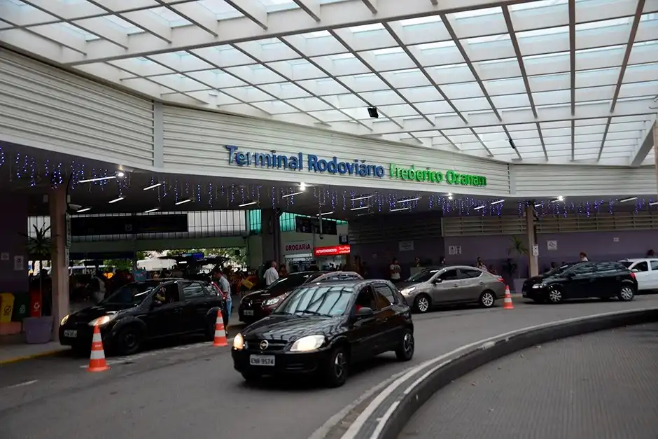 Rodoviária Nova em São José dos Campos prevê aumento de 20% na procura por passagens no final do ano
