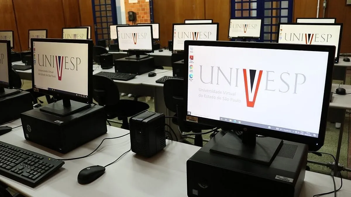 Univesp abre 134 vagas gratuitas em Jacareí e lança curso de Inteligência Artificial