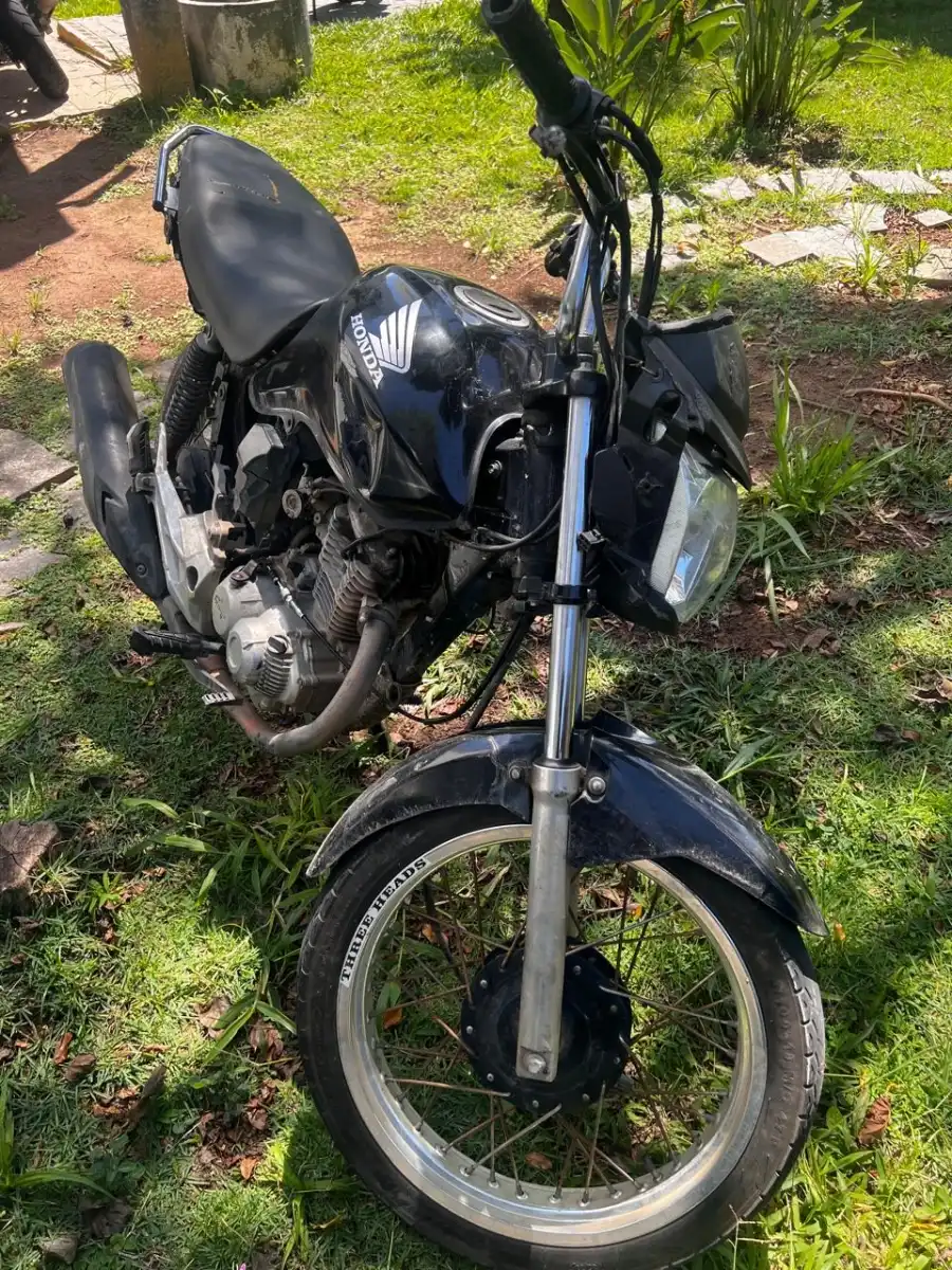 Suspeitos de tráfico que ostentavam fotos na internet são alvos de operação policial em Caçapava