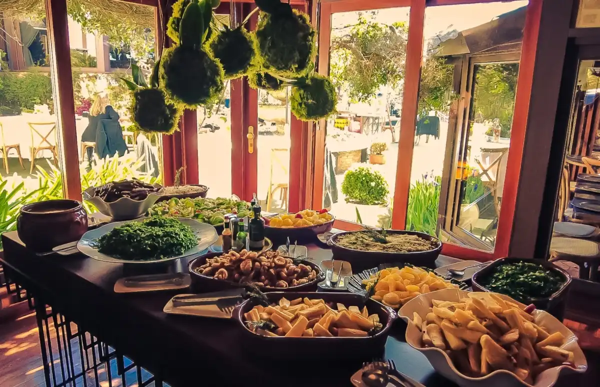 Feijoada La Villette: comemora os 25 anos do Chateau em Campos do Jordão 