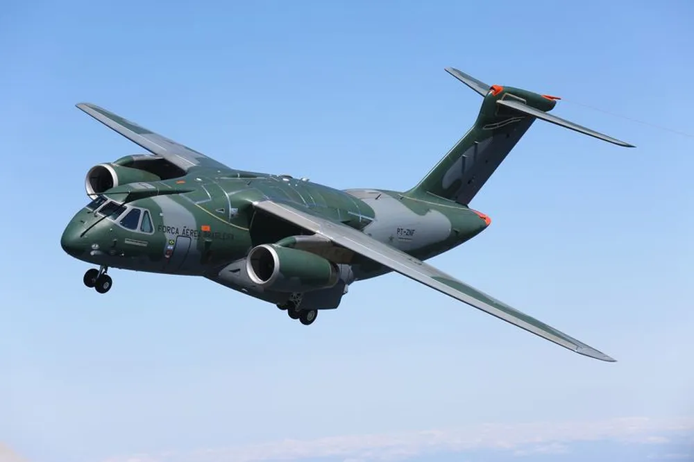 Áustria vai trocar frota de cargueiros por aviões da Embraer