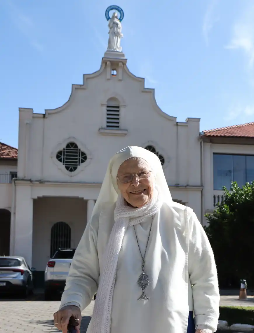Irmã Mariângela do Menino Jesus morre aos 88 anos