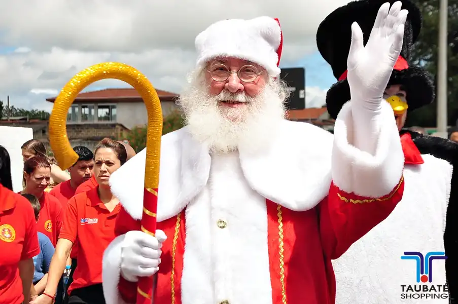 Papai Noel chegará neste sábado (09) no Taubaté Shopping