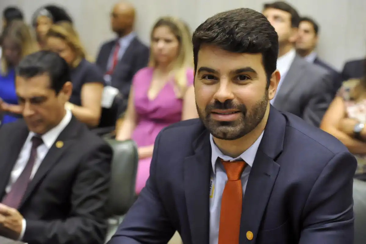 Ex-deputado Sérgio Victor é eleito prefeito de Taubaté