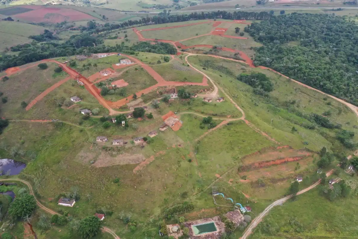 Prefeitura de Jacareí alerta sobre crime na venda de terrenos clandestinos