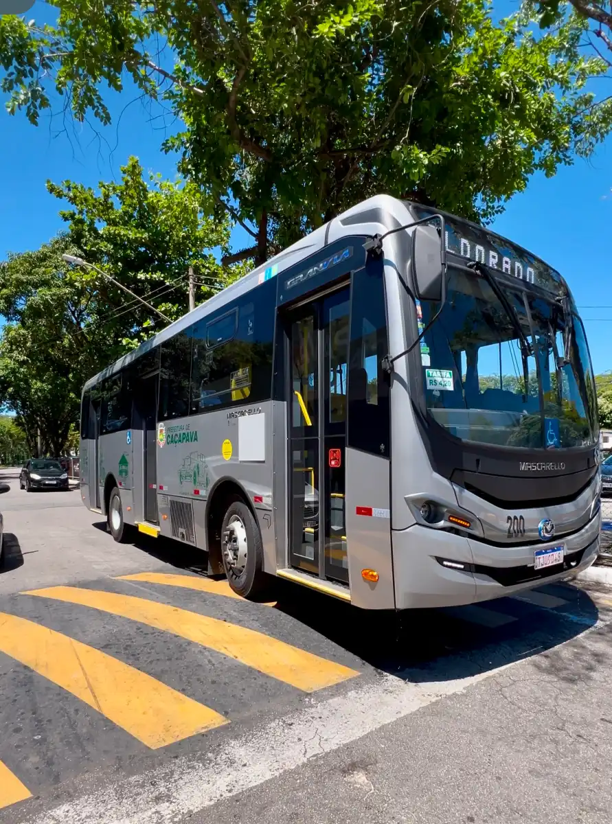 Caçapava alcança 100% de renovação da frota de ônibus e moderniza transporte público