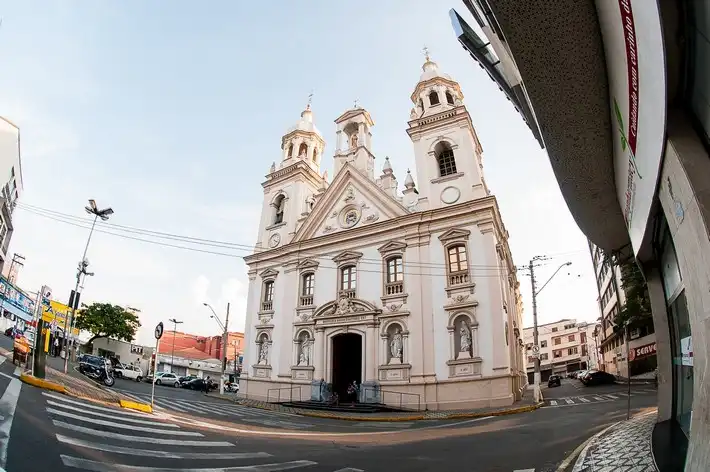 Guaratinguetá anuncia processo seletivo de estágio para ensino Técnico e Superior