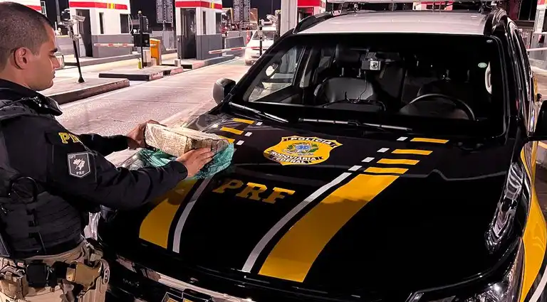 PRF prende casal com 5 kg de maconha na Dutra em Jacareí