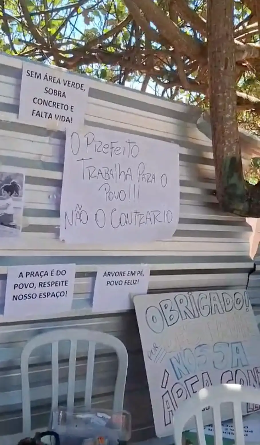 Moradores da Vila Unidos se reunem mais uma vez para defender área de lazer em São José
