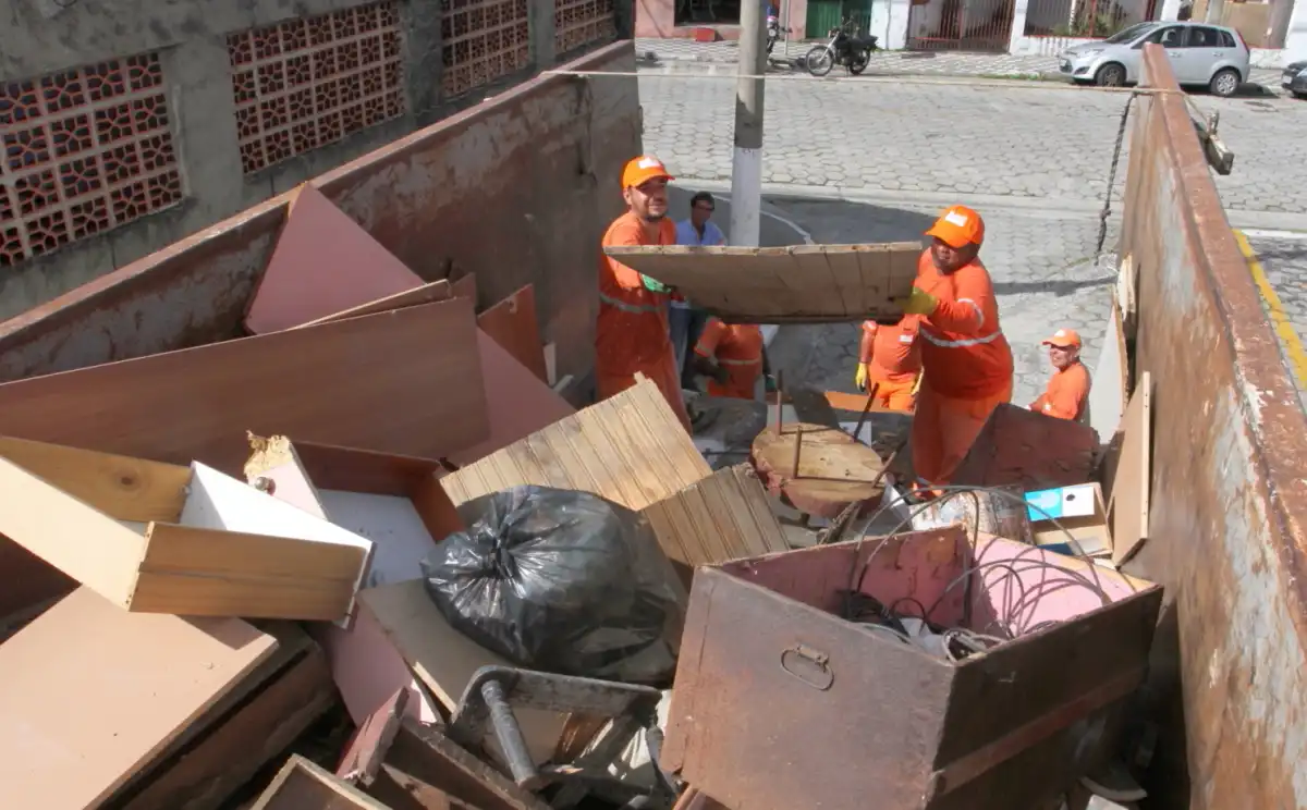 Atenção moradores do Jardim Pedramar. Prefeitura de Jacareí realiza Operação Cata-Treco no bairro, neste sábado (8)