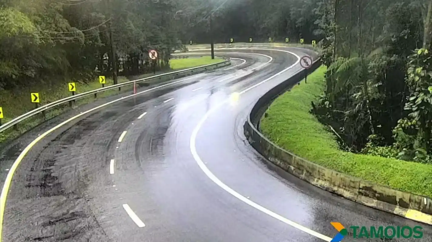 Serra Antiga da Tamoios é interditada após forte chuva