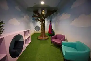 Jovens autistas são os ilustres convidados para uma sessão de cinema adaptada no CenterVale Shopping