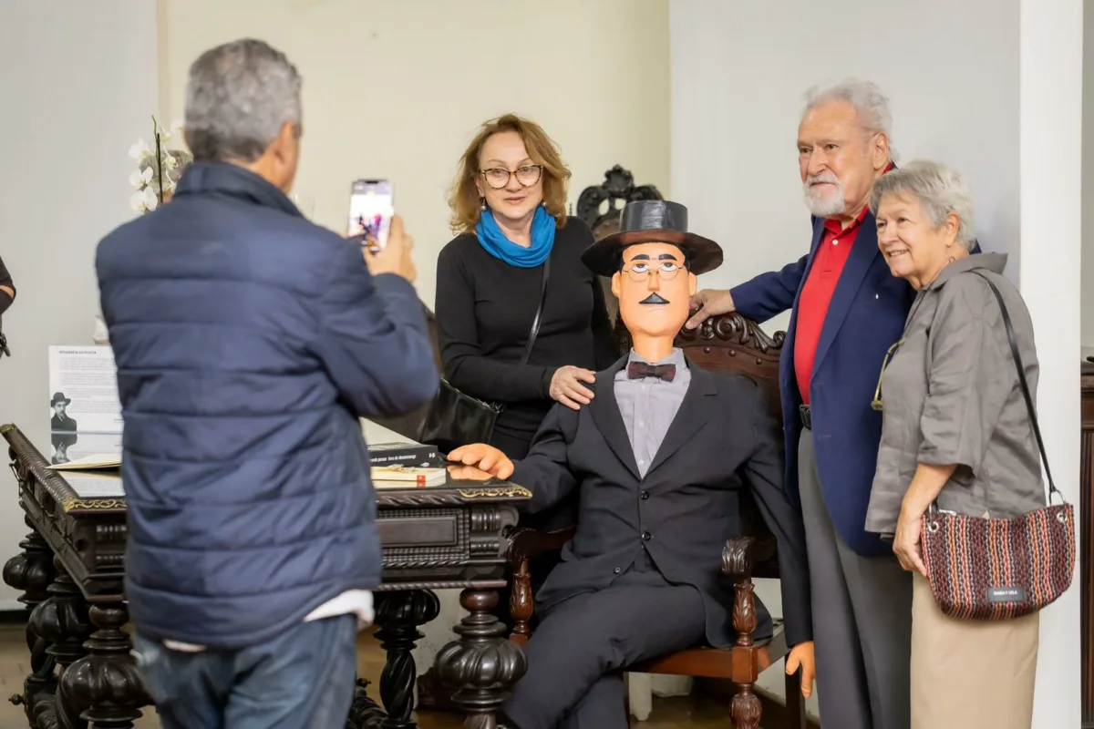 Exposição sobre Fernando Pessoa na Casa Portugal 