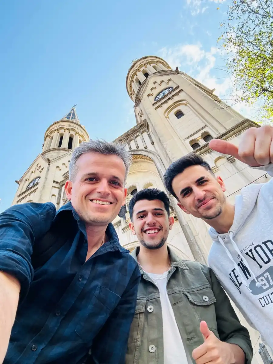 Músico joseense grava canção católica com cantor argentino