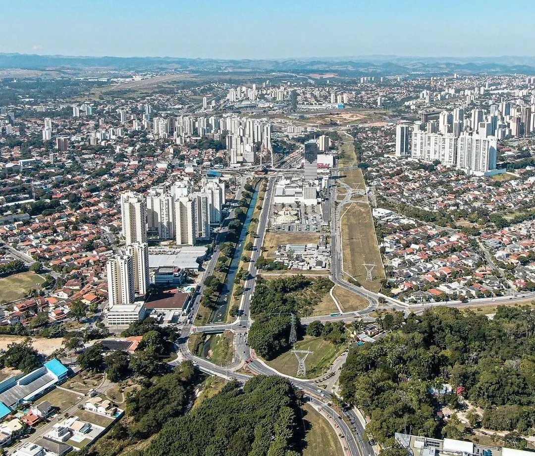 Lei que aumentará o IPTU em até 50% é sancionada pelo prefeito de São José