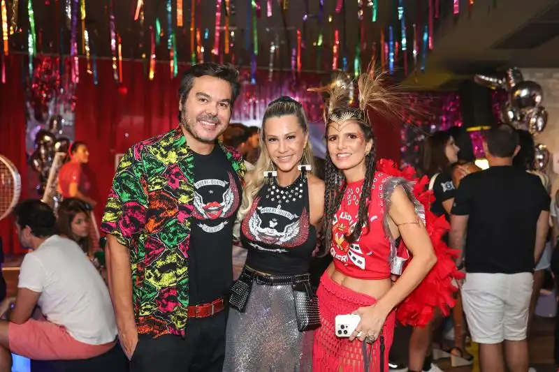 Baile do Gueri-Gueri reuniu sociedade paulistana no movimentado Carnaval 2023 de SP.