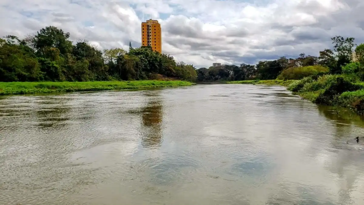 Corpo é encontrado no Rio Paraíba do Sul, em São José