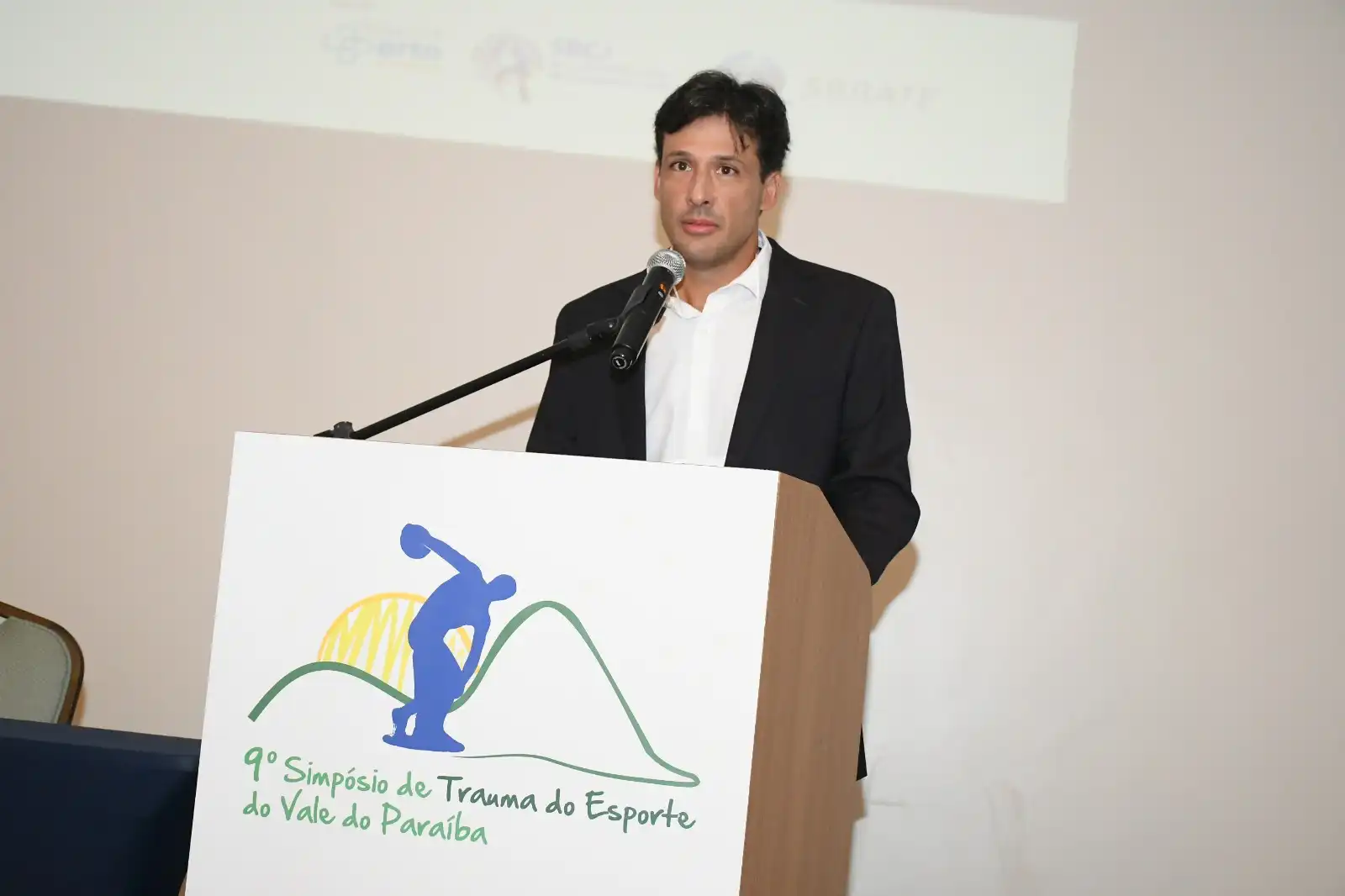 9º Simpósio de Trauma do Esporte do Vale do Paraíba no no Hotel Golden Tulip, em São José