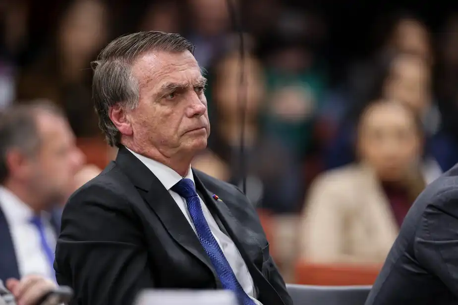 Decisão mantém prisão preventiva de Jair Bolsonaro