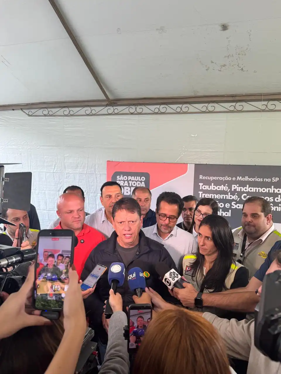 Governador Tarcísio libera R$ 200 milhões para obras na SP-123 em Campos do Jordão