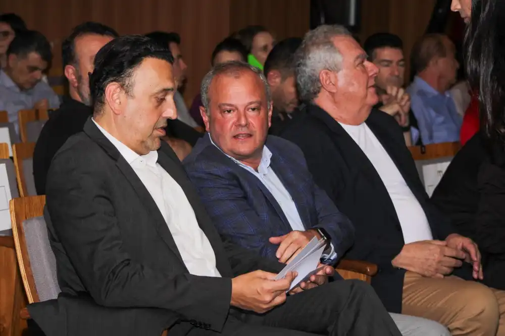 Desenvolve Vale debate segurança cibernética com empresários do setor e presença do vice-governador Felicio Ramuth em São José