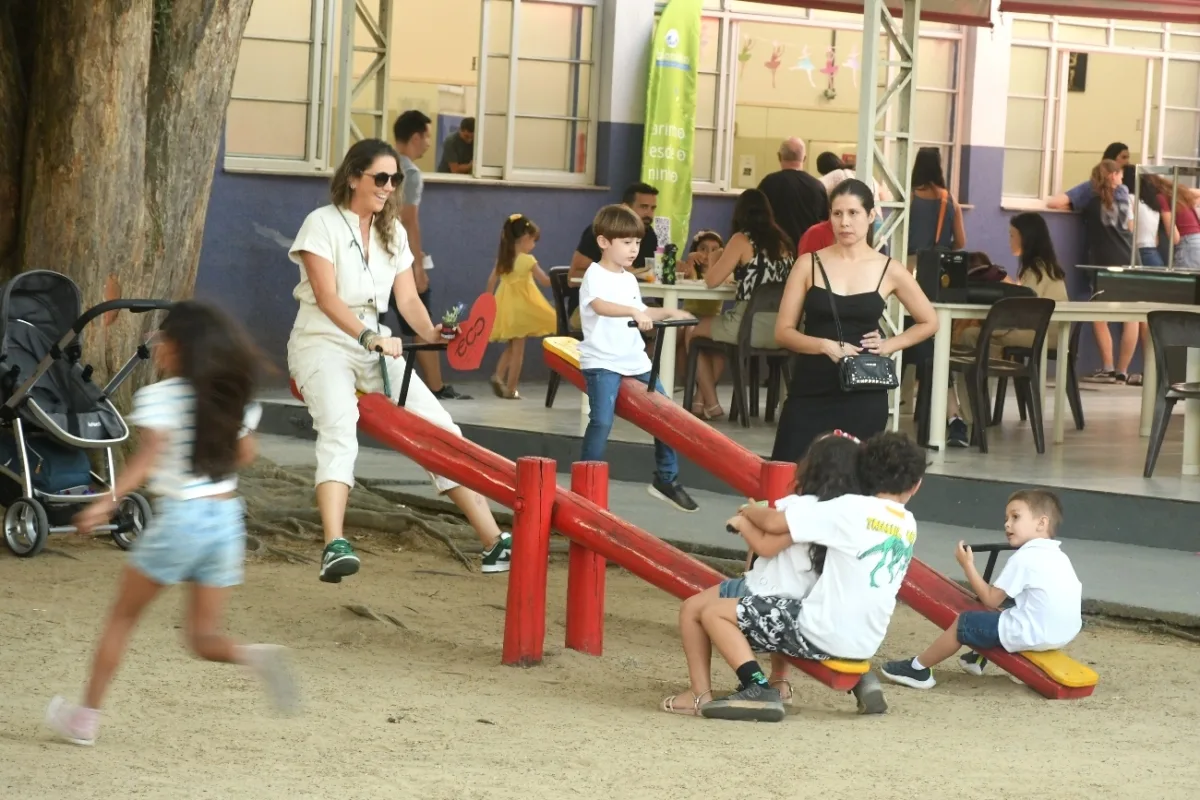 Escola Monteiro Lobato promove evento “Portas Abertas” com foco na metodologia Montessori