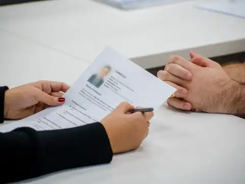 Projeto de lei quer exigir currículo acadêmico para cargos comissionados da prefeitura