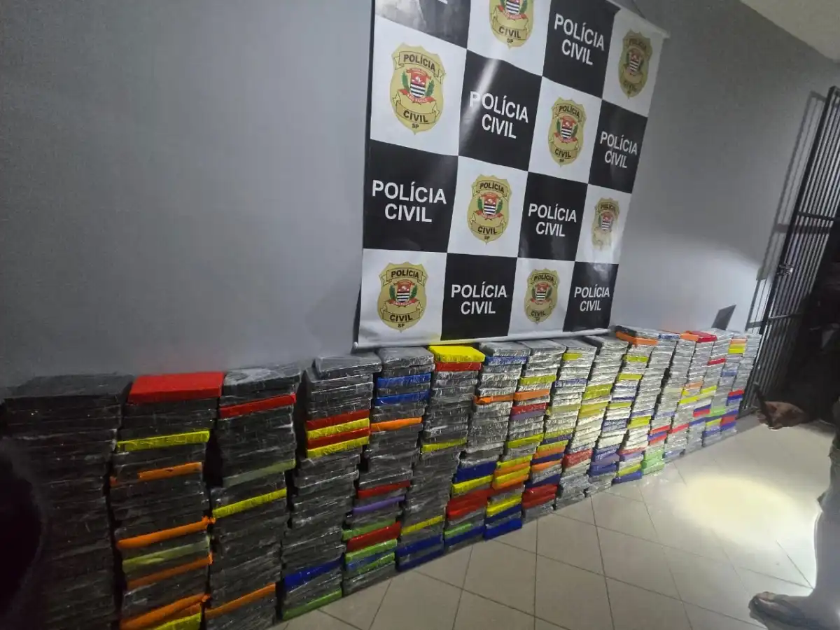 Polícia apreende mais de 500 kg de cocaína em São Sebastião 