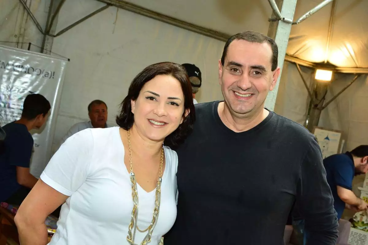 Primeira-dama de São José dos Campos deixa PSD, partido de Anderson Farias