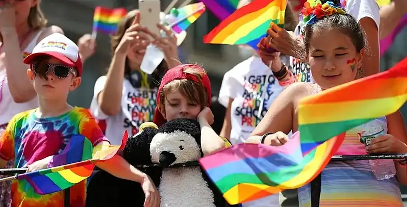 Câmara de SJC vota hoje (5) projeto que pode proibir crianças em eventos LGBT+