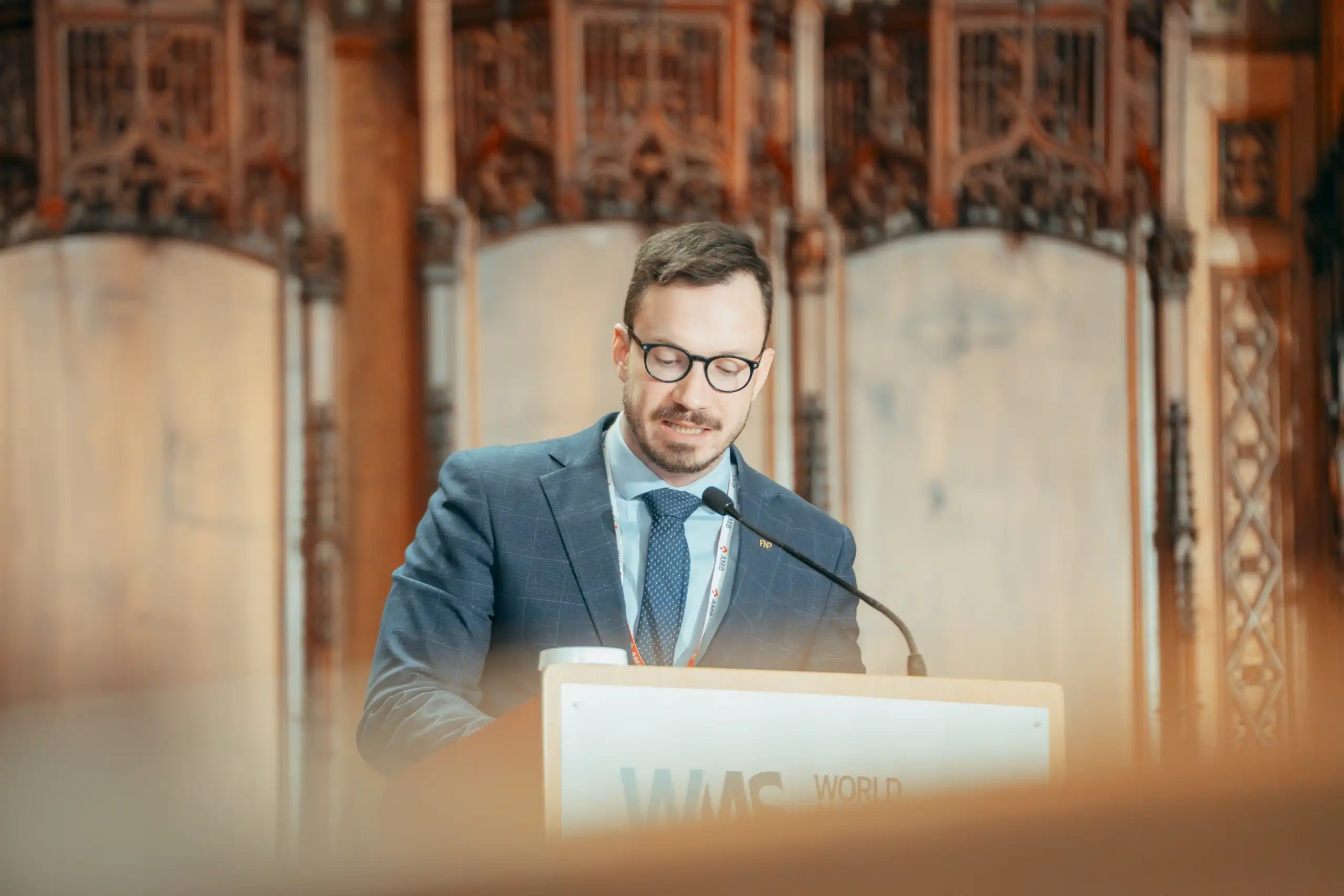 Prefeito Celso Florêncio lidera comitiva da Frente Nacional dos Prefeitos em evento internacional em Barcelona
