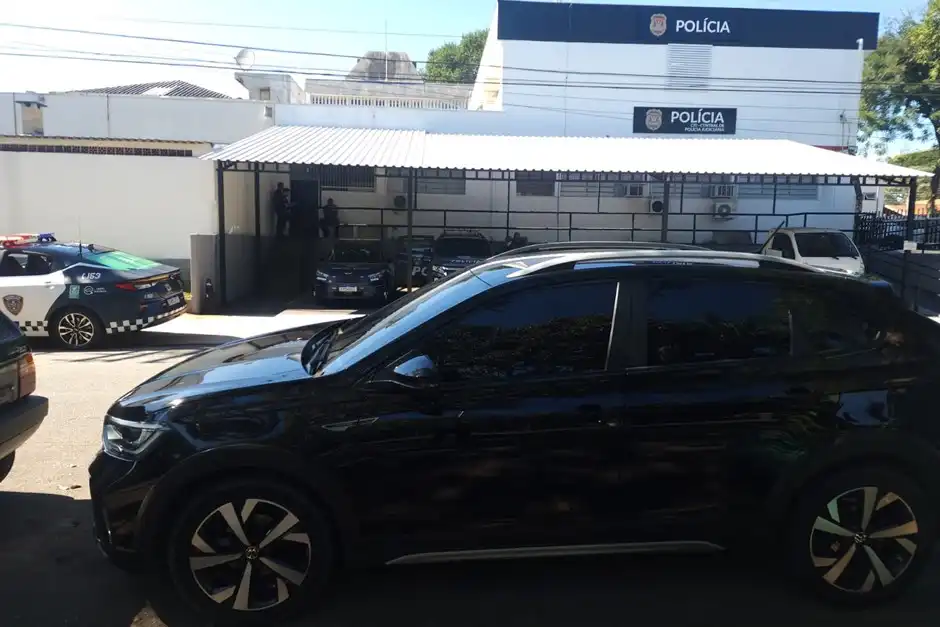GCM prende suspeitos de fingirem ser policiais em São José  